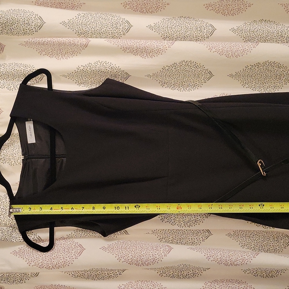 118. Calvin Klein belted dress - Picture 6 of 7